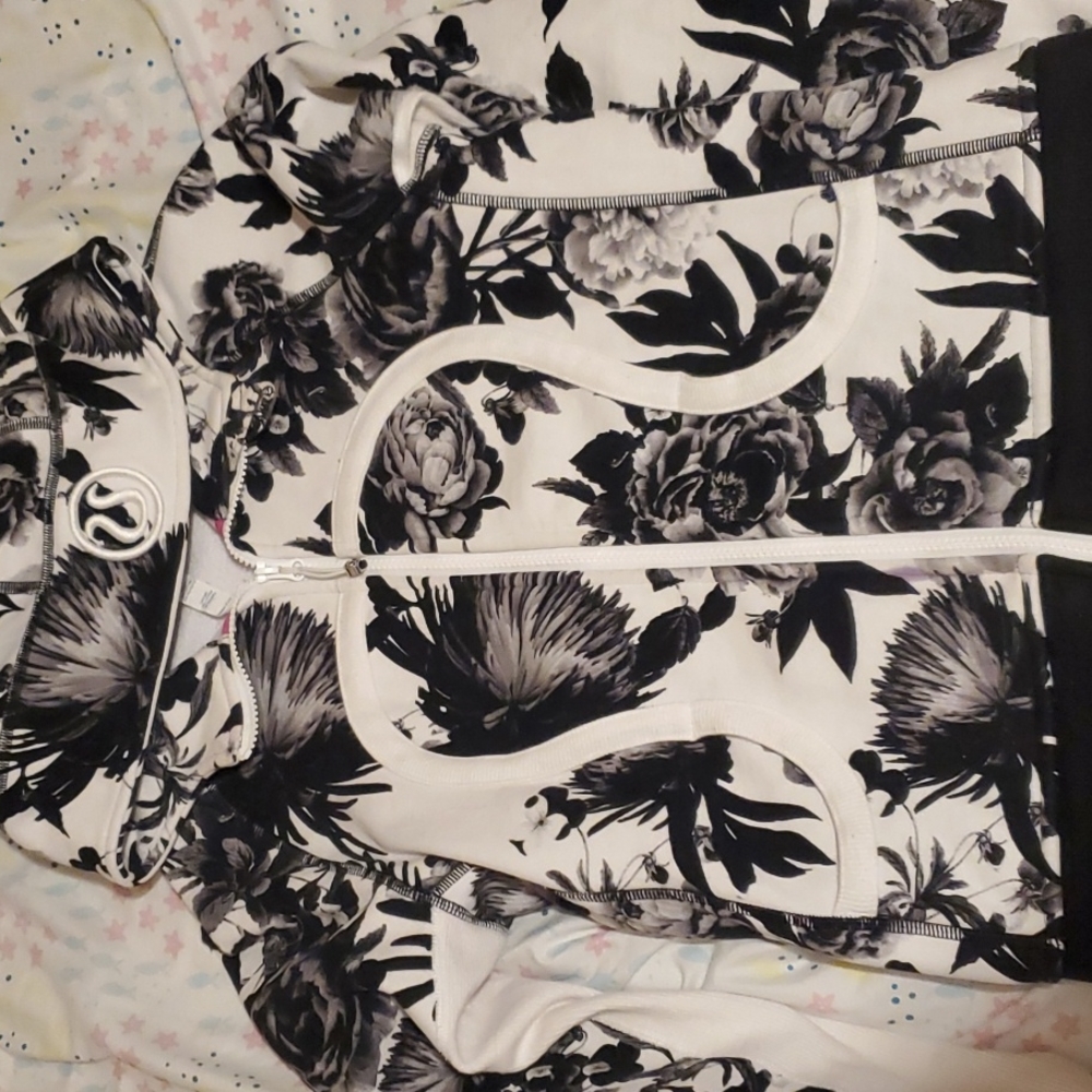 Lululemon floral sweatshirt
